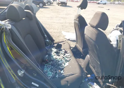 2020 Hyundai Venue Se z USA, uszkodzony, nr VIN KMHRB8A32LU039478